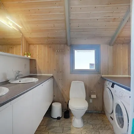 5 Bedroom Pet Friendly In Hvide Sande Bjerregard